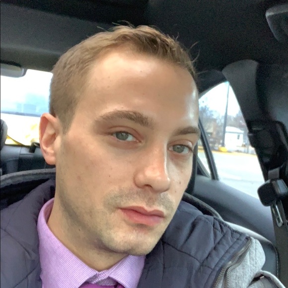 Meet your Posher, Chris - Picture 3 of 4